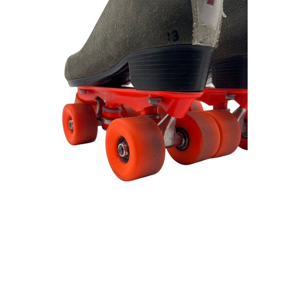 Vintage Gray Suede Quad Roller Skates With Red Wheels & Black Laces Size 7 - Picture 6 of 7